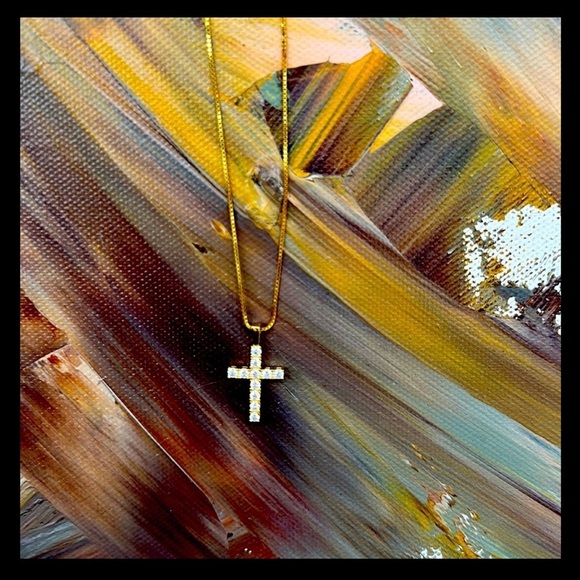 I. Sterling 925 silver .70 carat Moissanite cross necklace. VVS1 - Picture 3 of 3